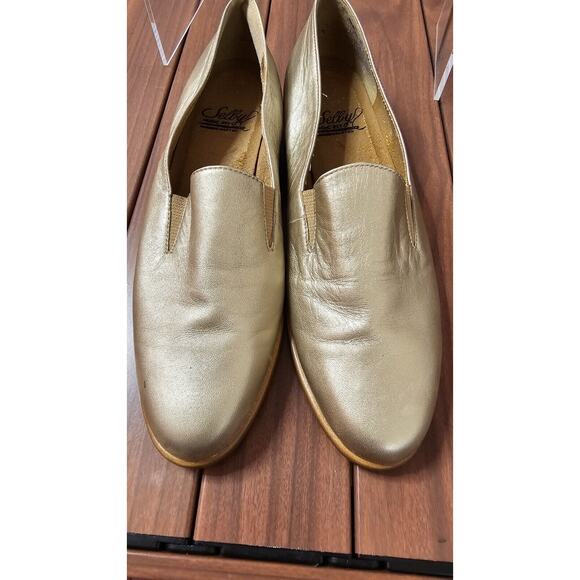 Selby Moc Fit Metallic Gold Brazilian Handcrafted Leather‎ Loafers Shoes 8.5 AA - Picture 1 of 4